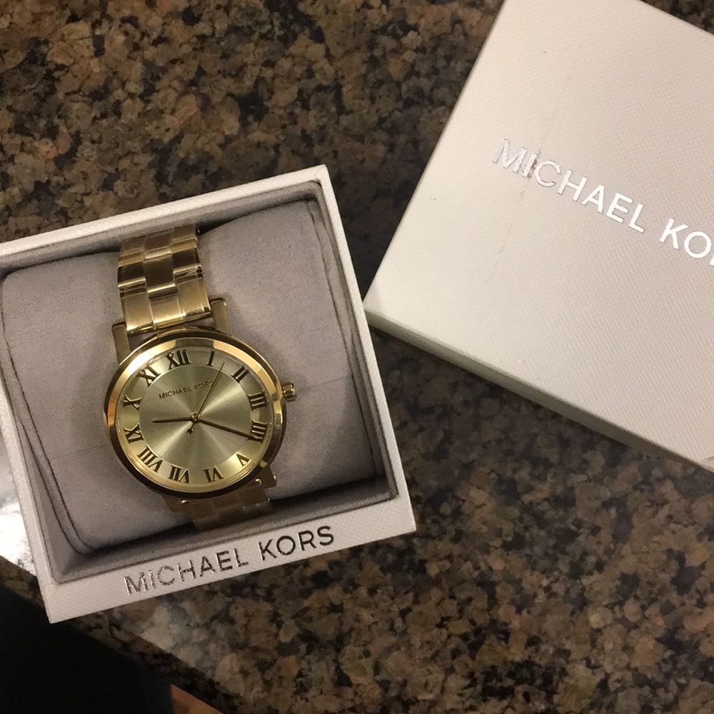 MICHAEL KORS  gold watch NWT